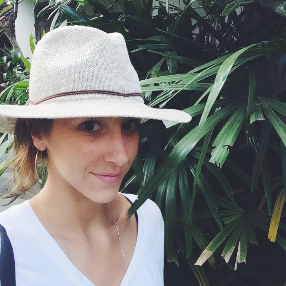 Meet your Posher, Emily